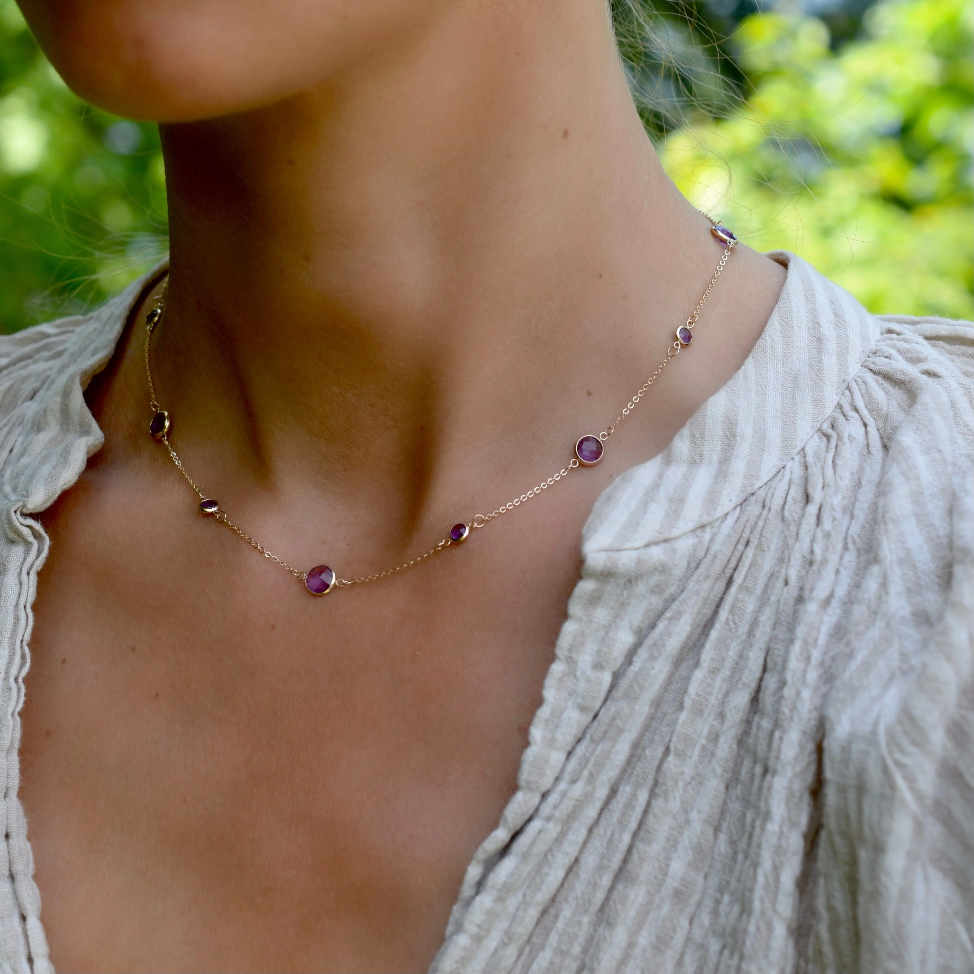 Bayberry Grand & Petite 11 Amethyst Necklace in 14k Gold (February) - Image 2