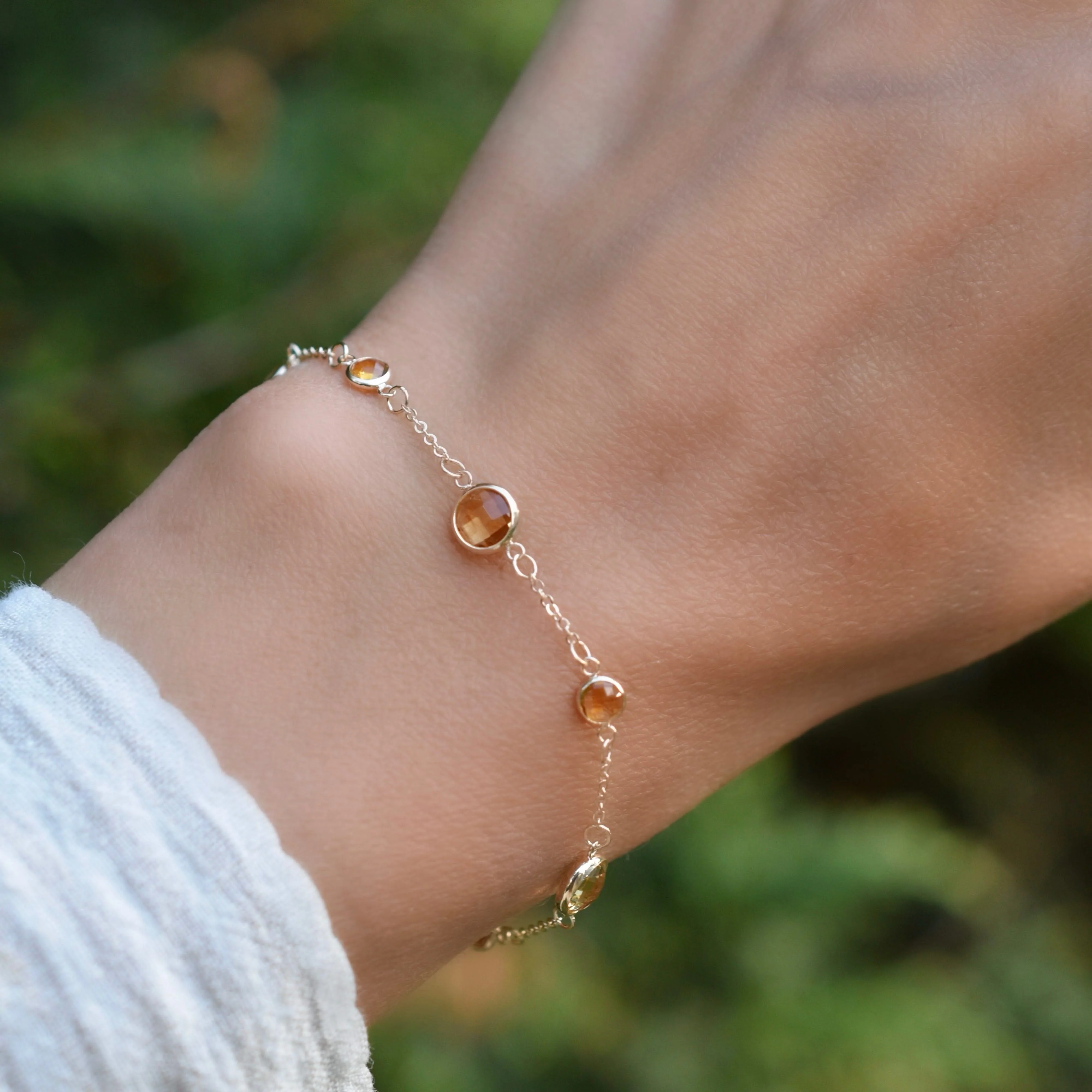 Bayberry Grand & Petite 7 Citrine Bracelet in 14k Gold (November) - Image 2