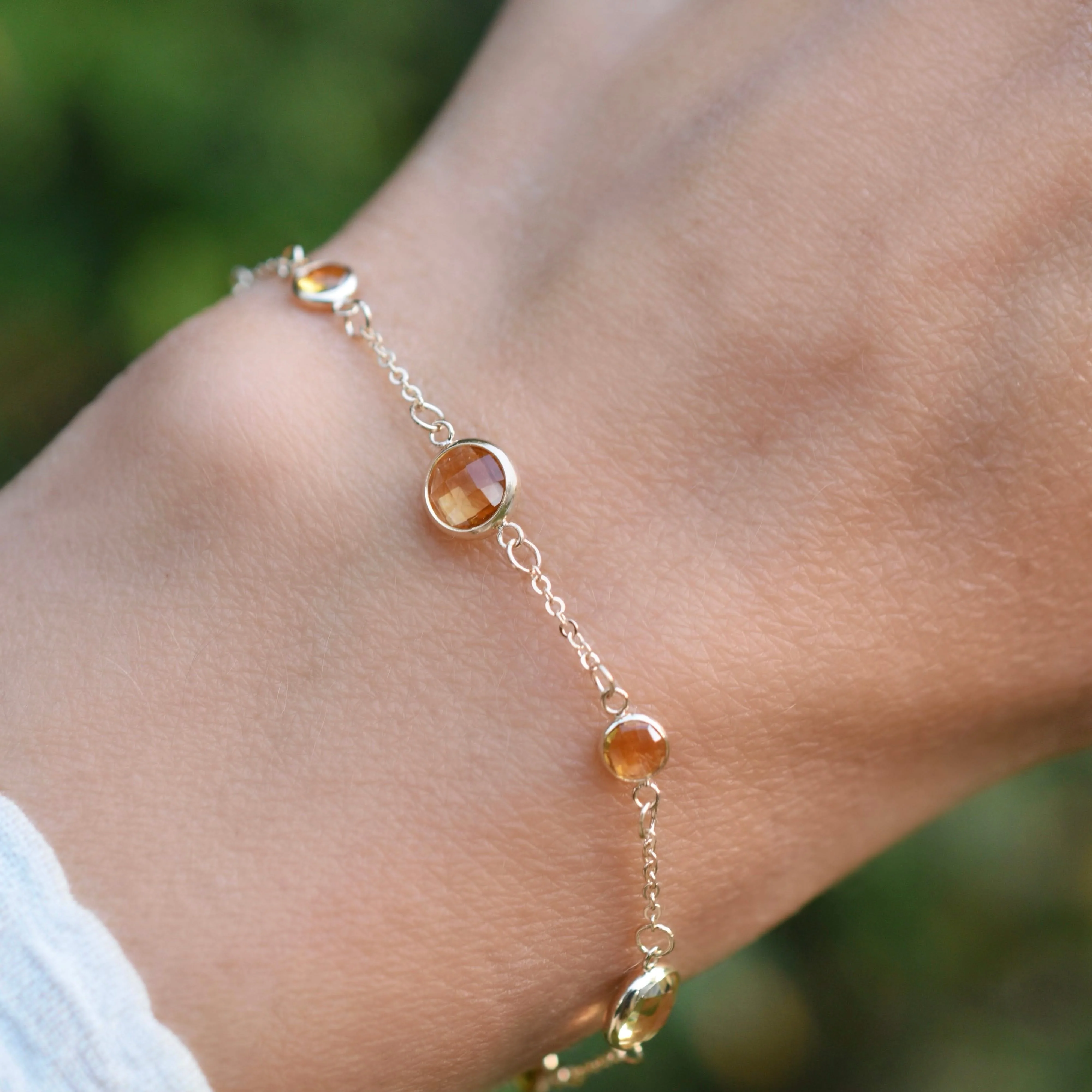 Bayberry Grand & Petite 7 Citrine Bracelet in 14k Gold (November) - Image 3