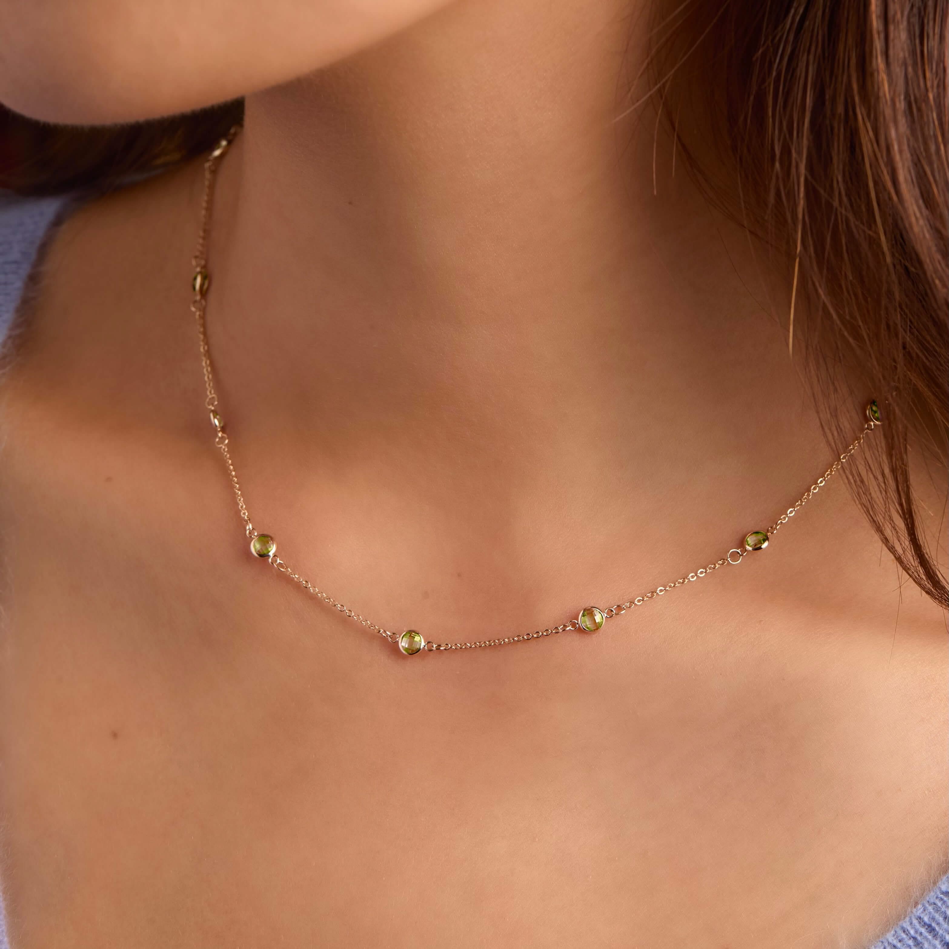 Bayberry 11 Peridot Necklace in 14k Gold (August) - Image 3
