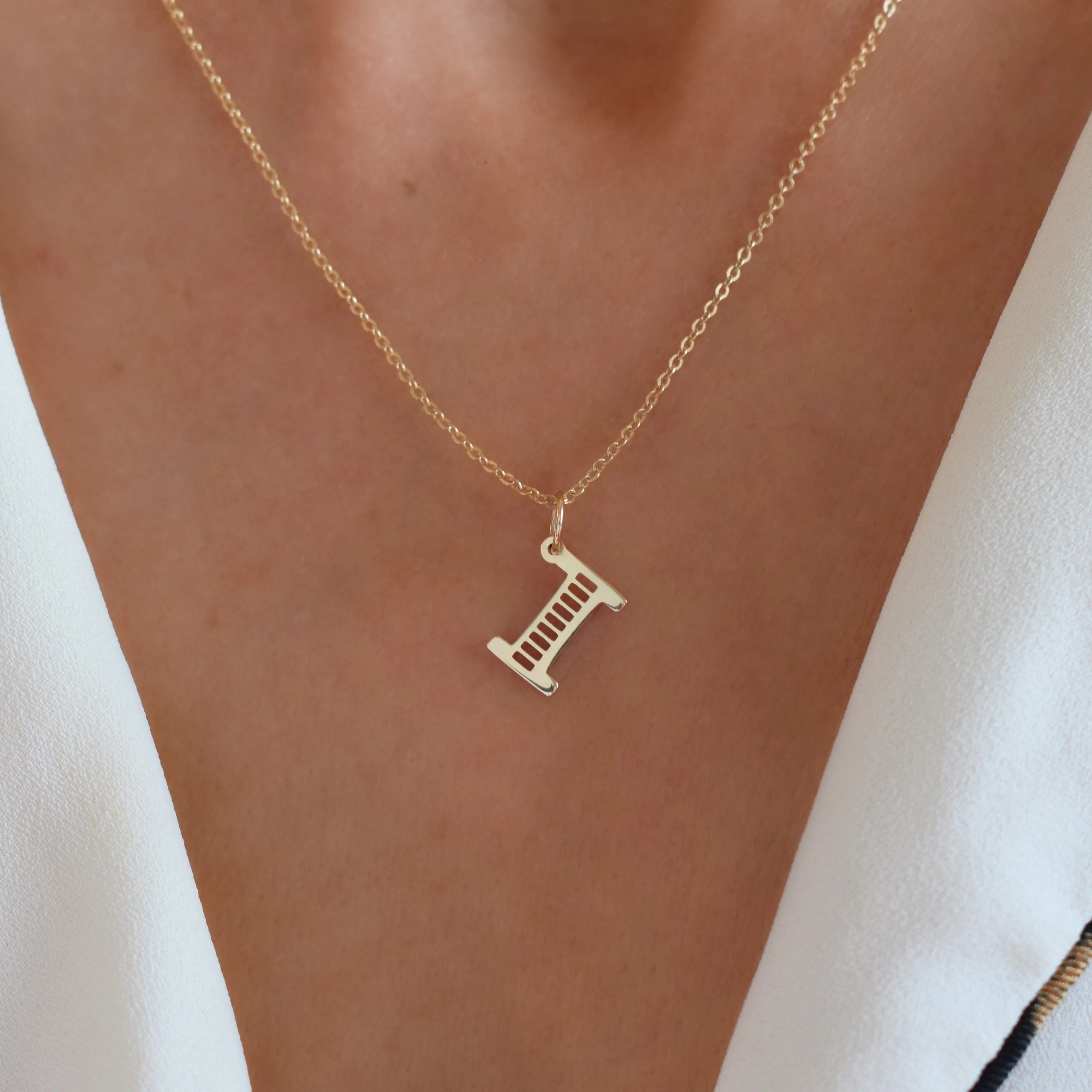 Essex Letter I Pendant in 14k Gold - Image 3