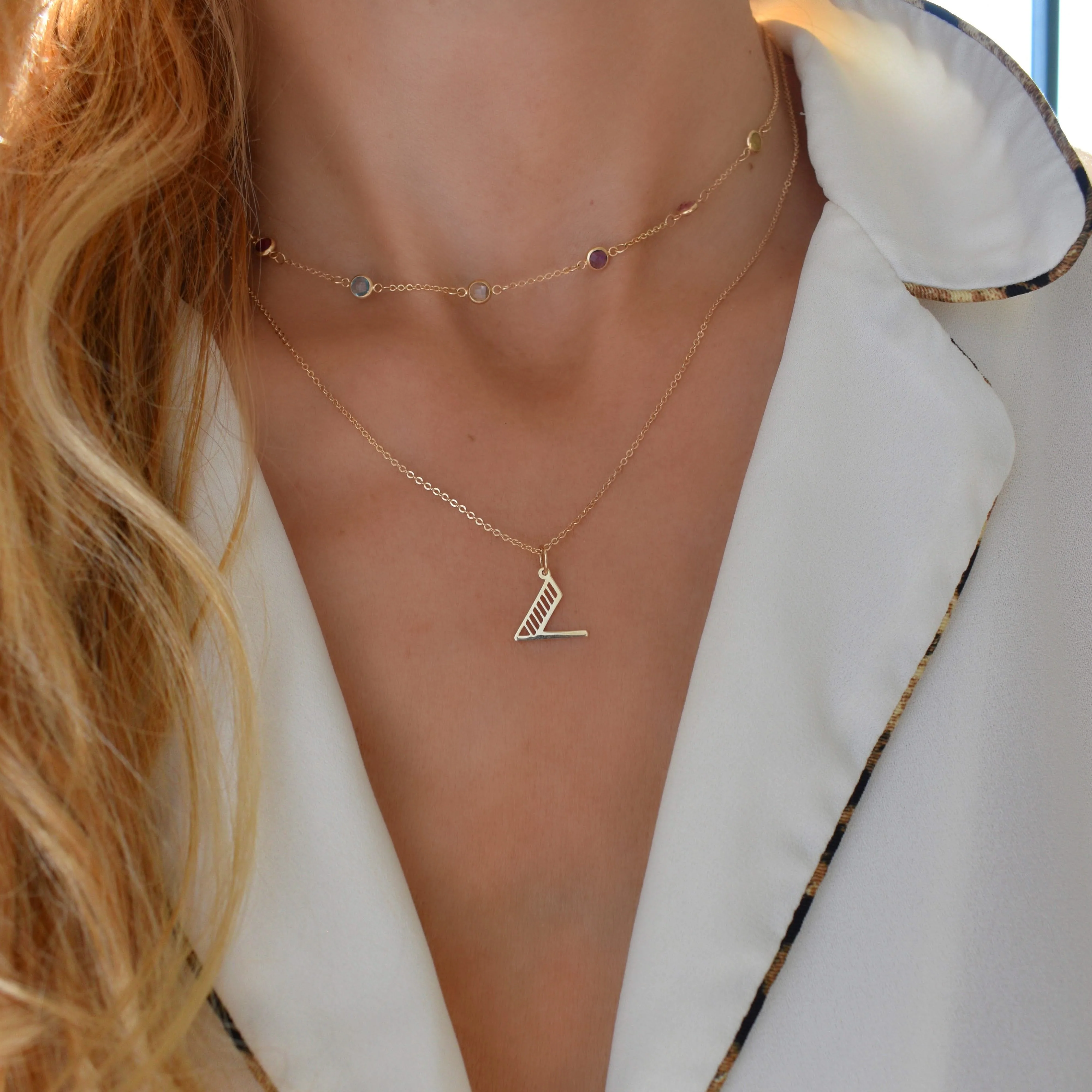 Essex Letter V Pendant in 14k Gold - Image 2