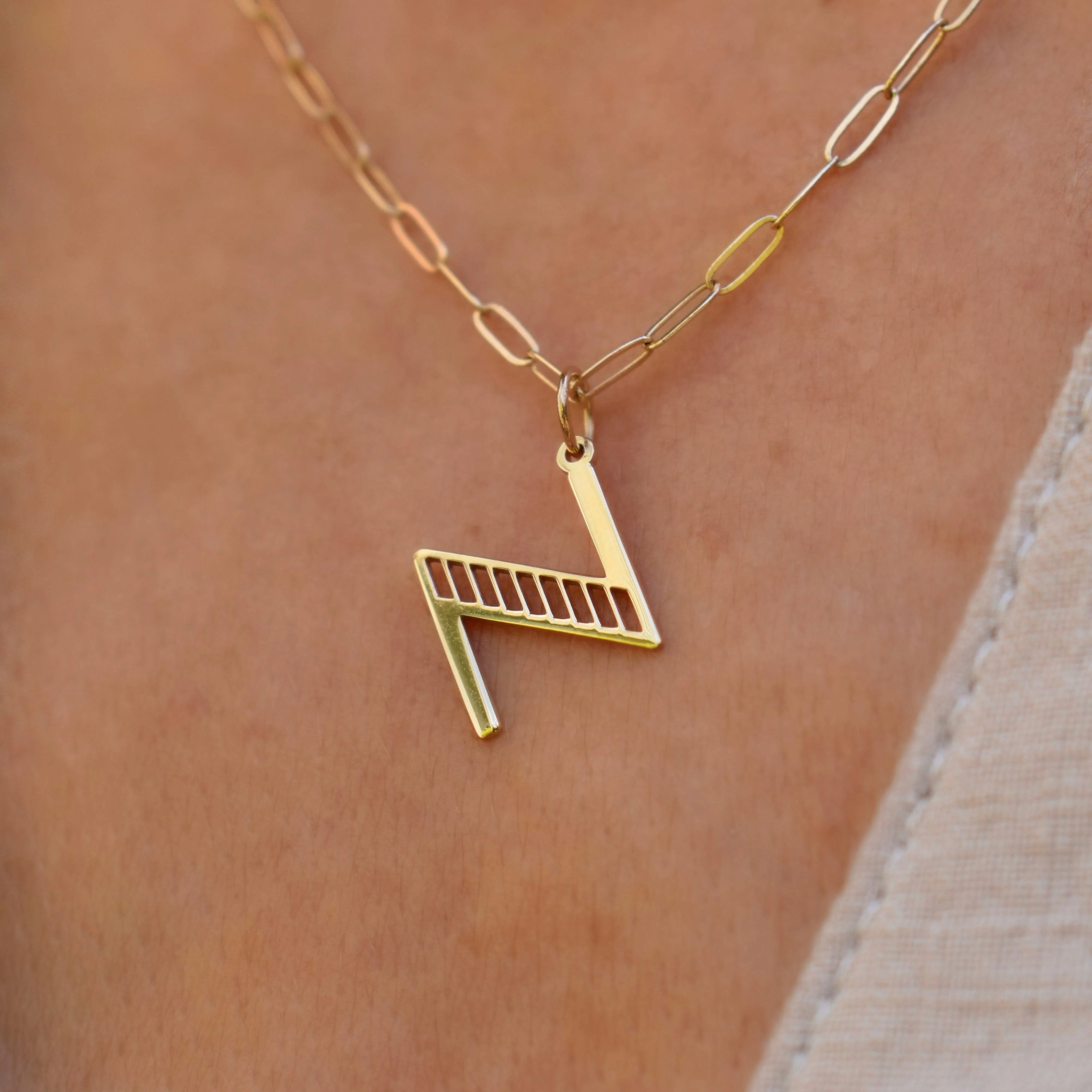 Essex Letter Z Pendant in 14k Gold - Image 3