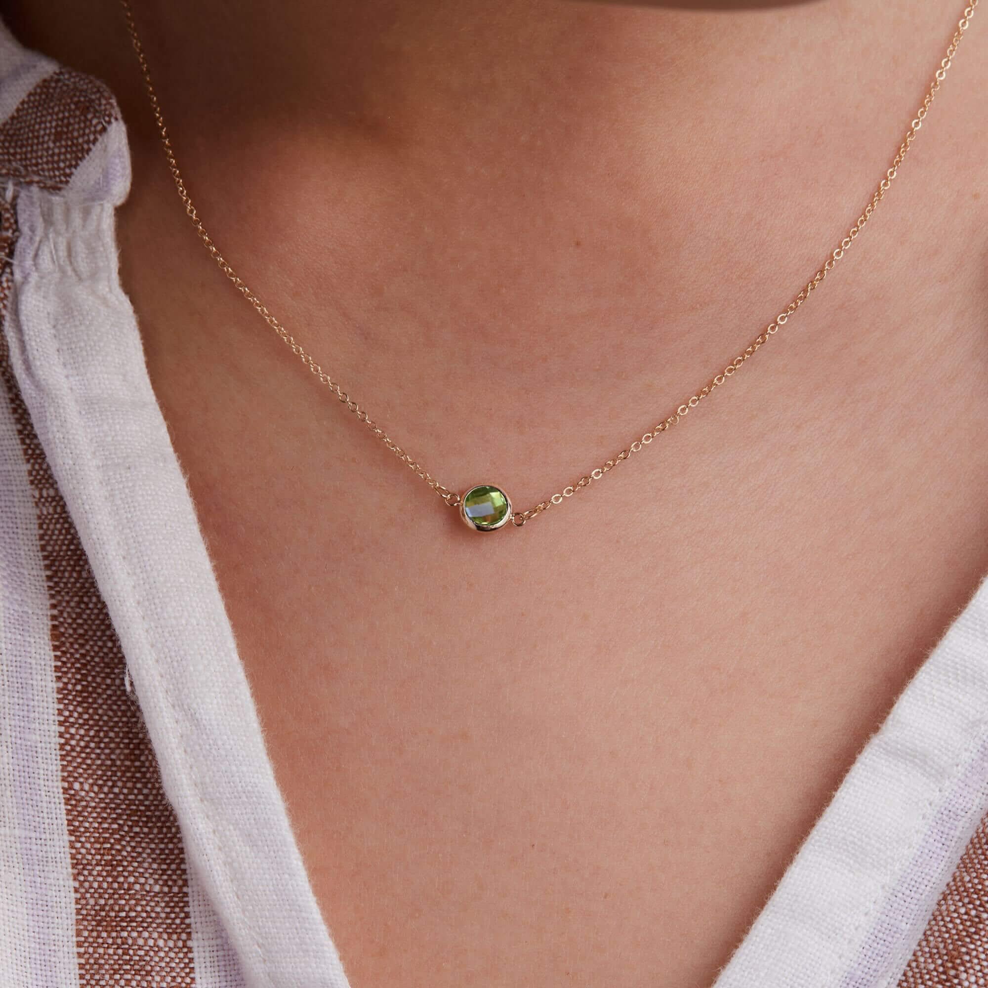 Grand 1 Peridot Necklace in 14k Gold (August) - Image 6
