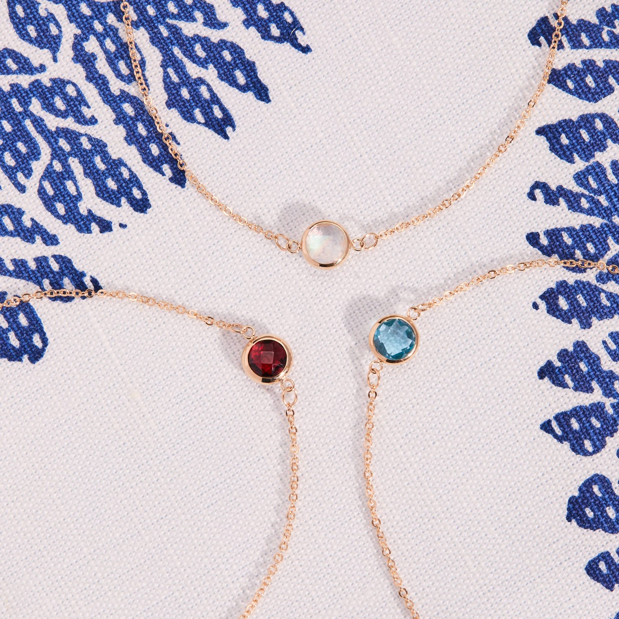 Grand 1 Birthstone Bracelet in 14k Gold - Image 12