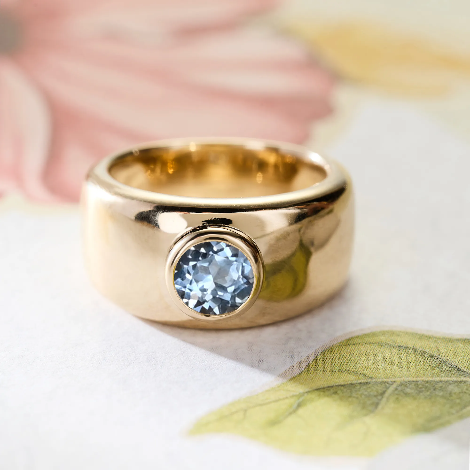 Jamestown Aquamarine Band Ring in 14k Gold (March) - Image 6