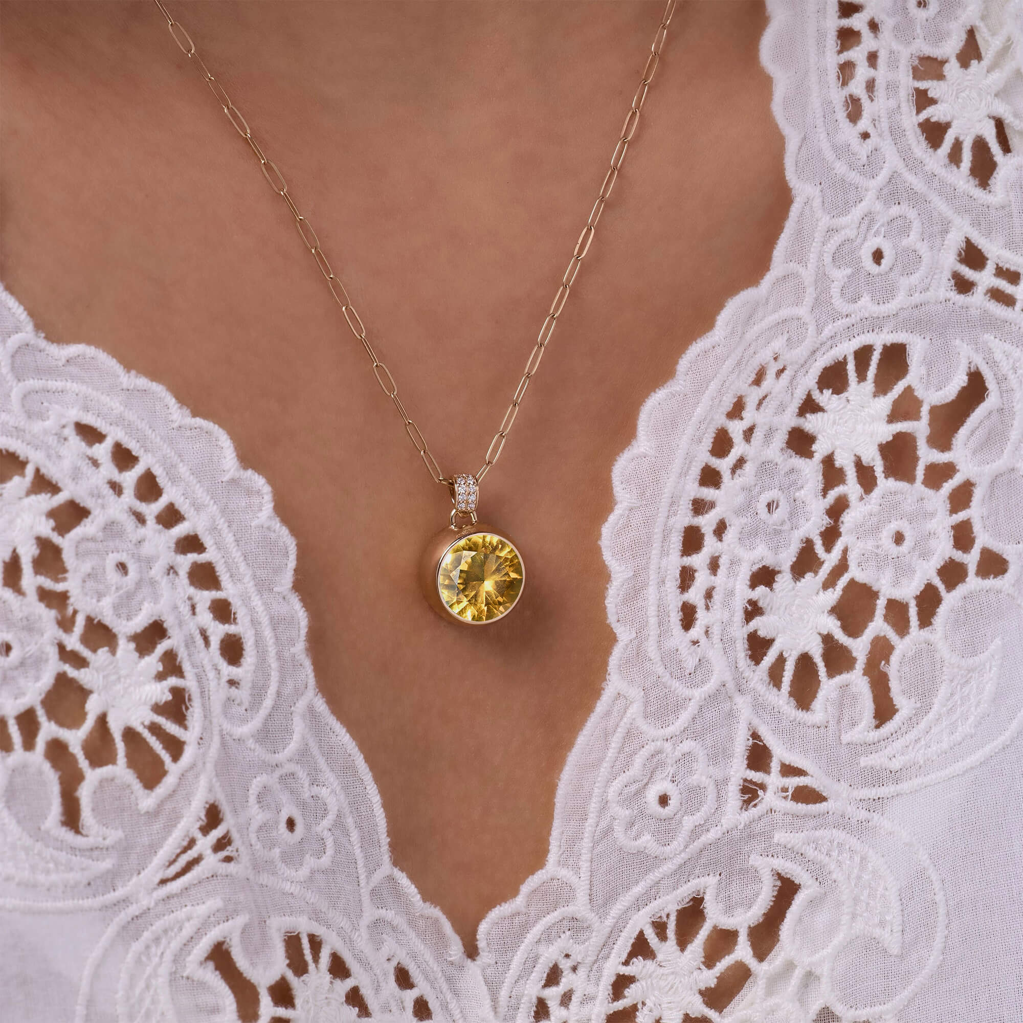 Jamestown Citrine Pendant with Diamond Bail in 14k Gold (November) - Image 3