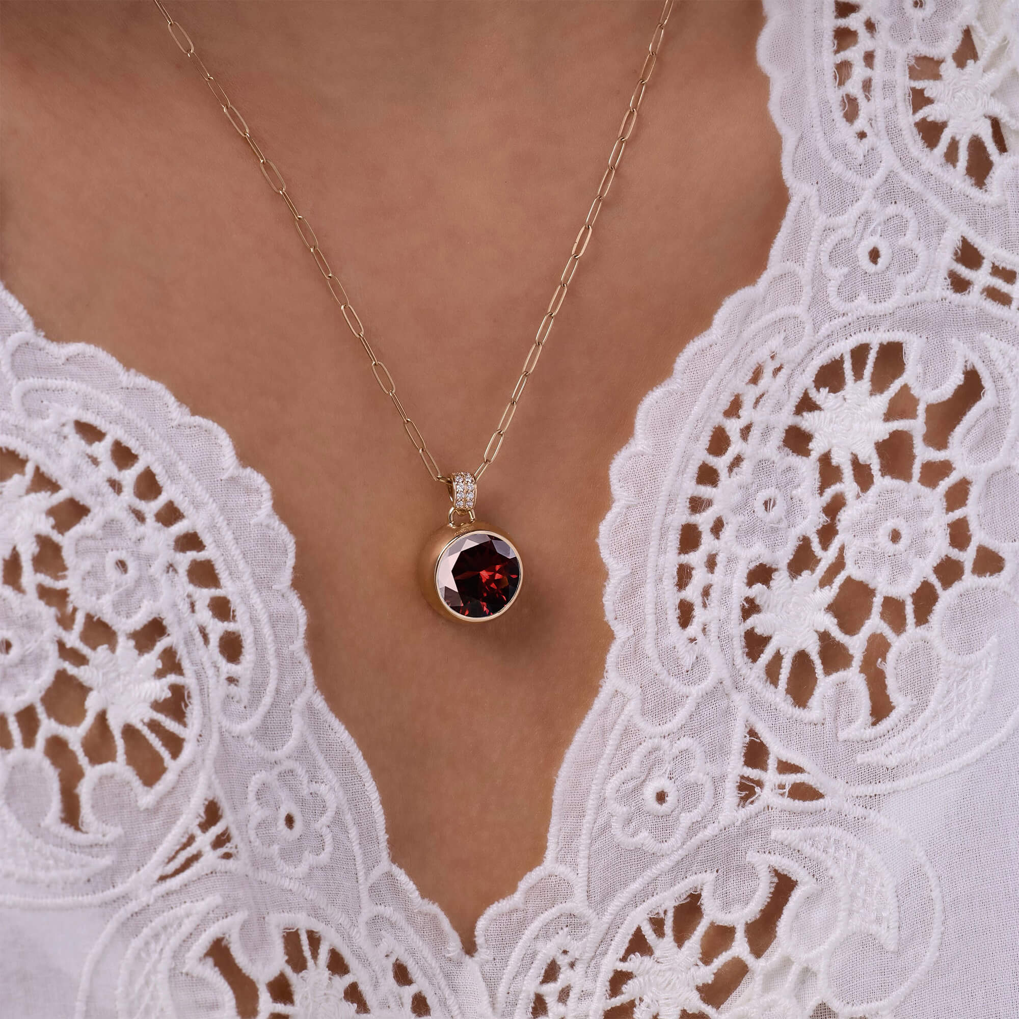 Jamestown Garnet Pendant with Diamond Bail in 14k Gold (January) - Image 3