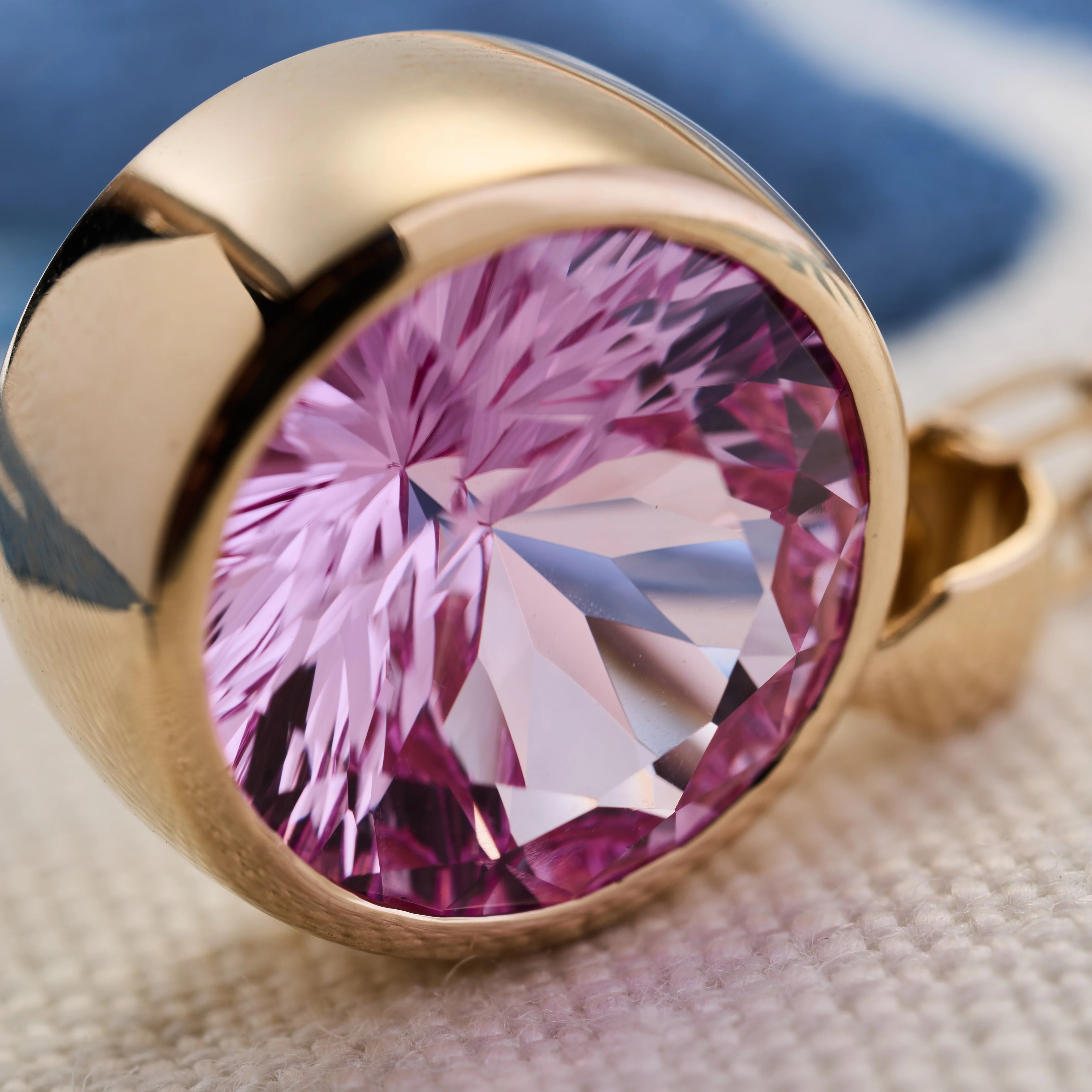 Jamestown Birthstone Pendant in 14k Gold - Image 11