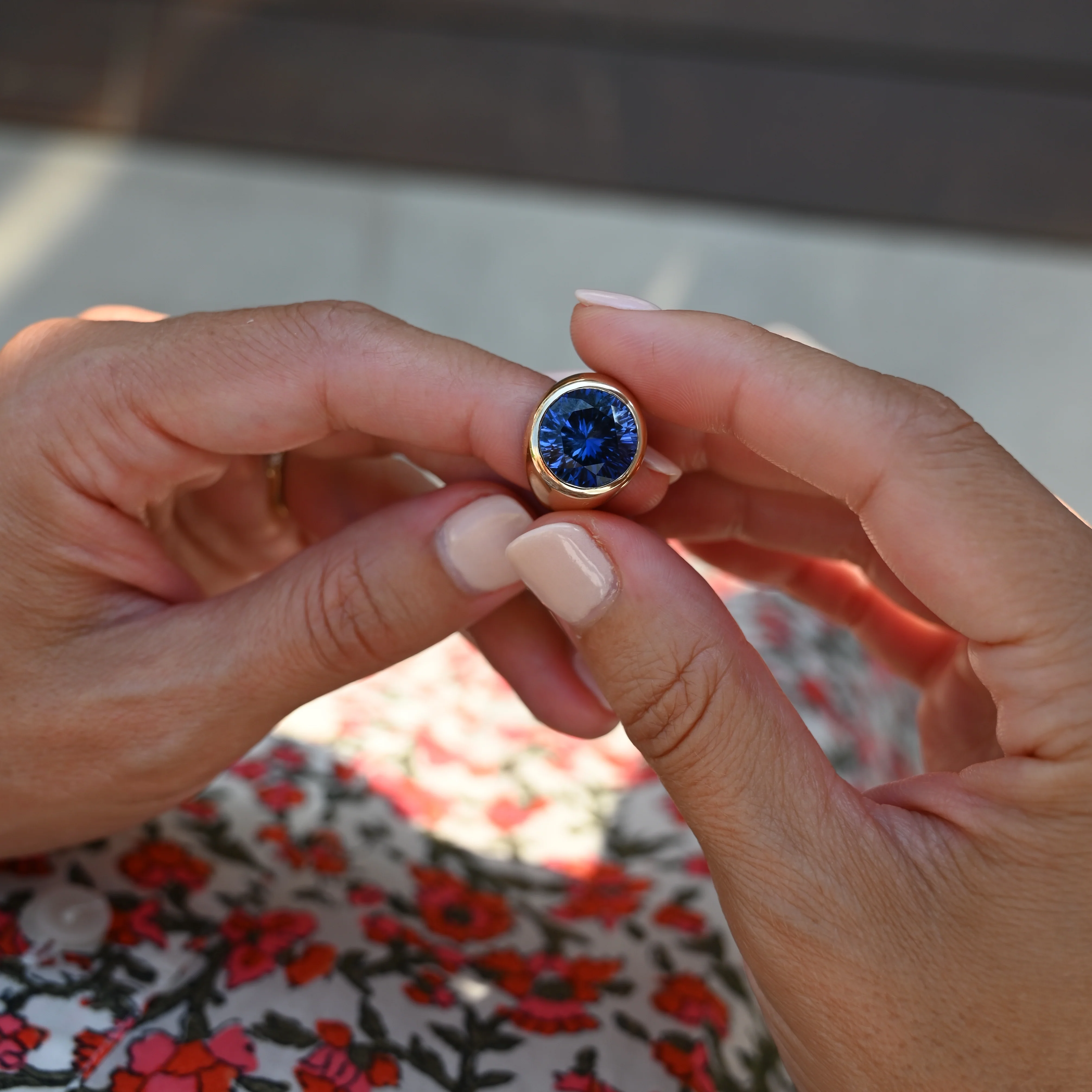 Jamestown Sapphire Ring in 14k Gold (September) - Image 9
