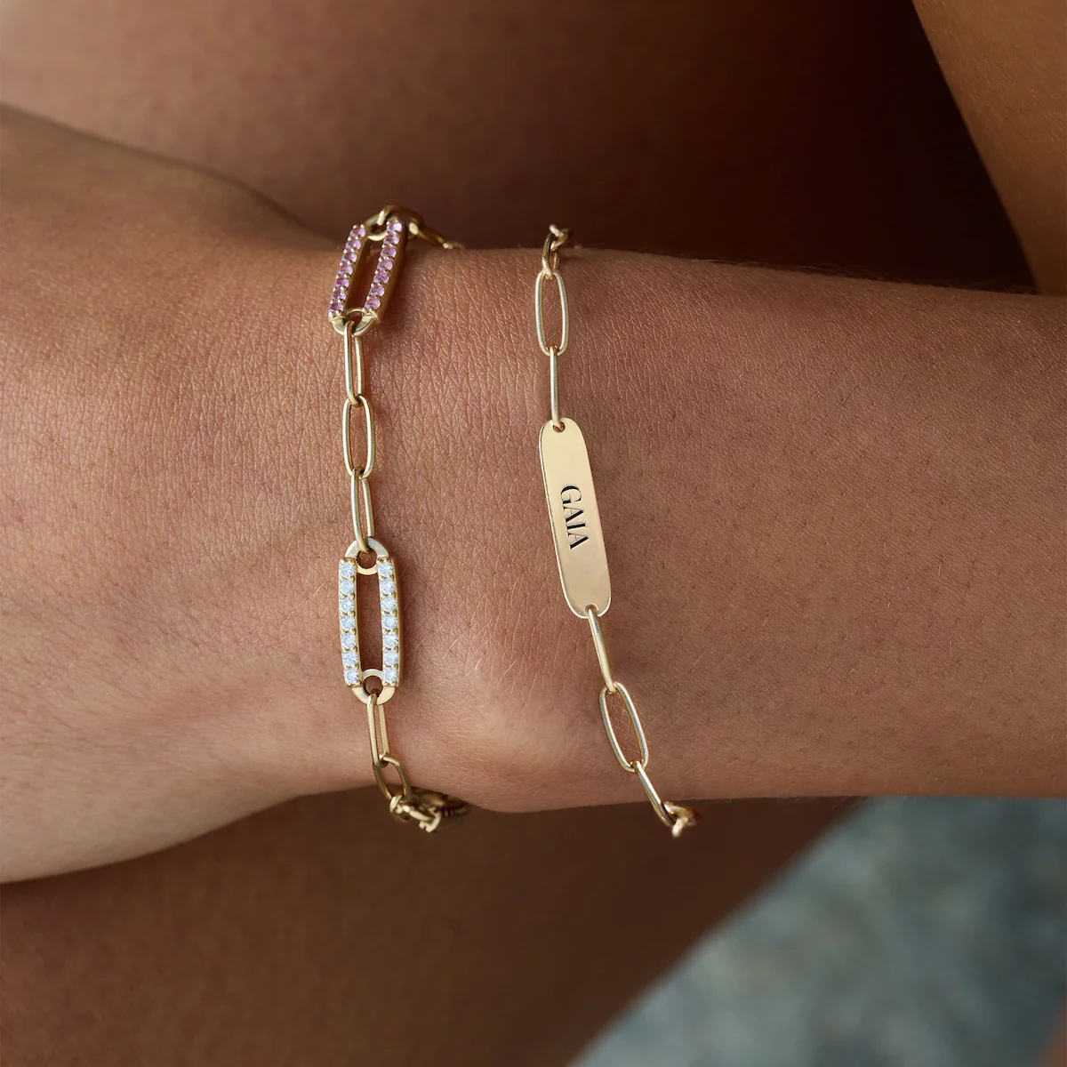 Large 1 Nameplate Bracelet on Adelaide in 14k Gold - Image 3