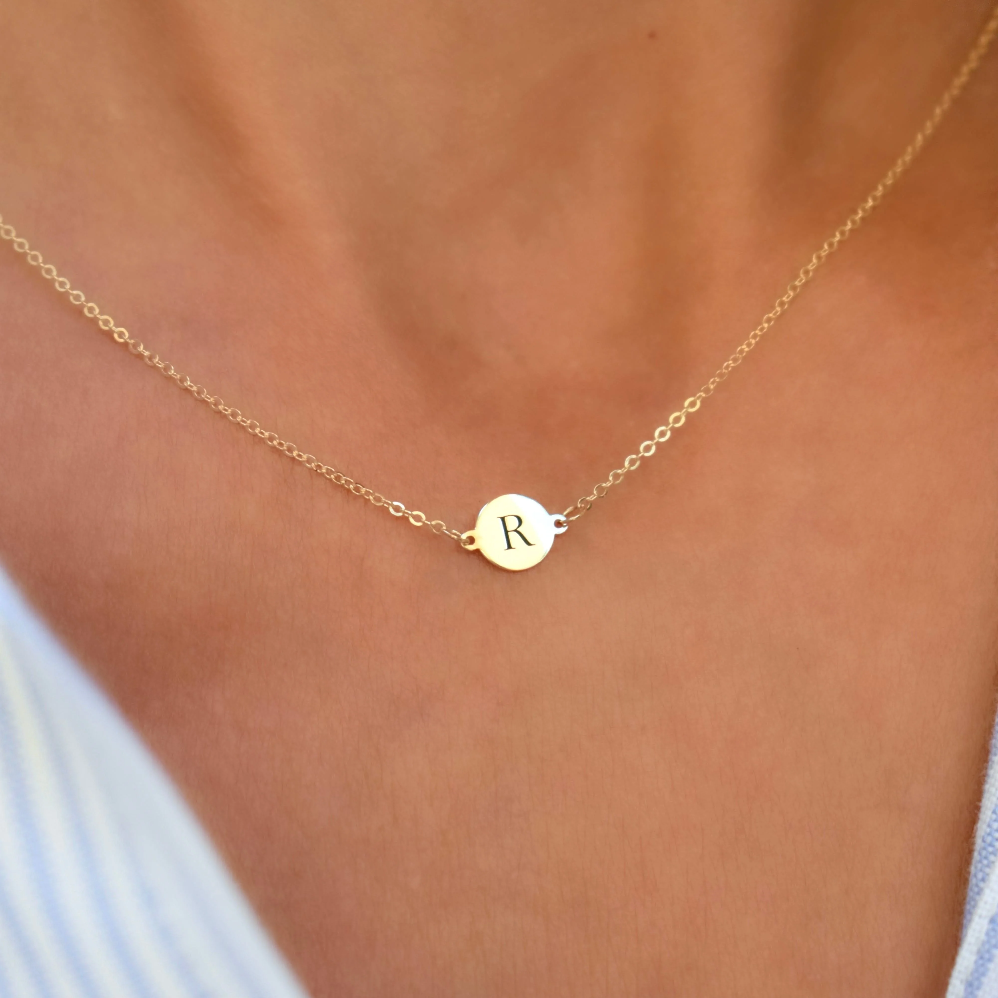 Letter R Necklace in 14k Gold - Image 3