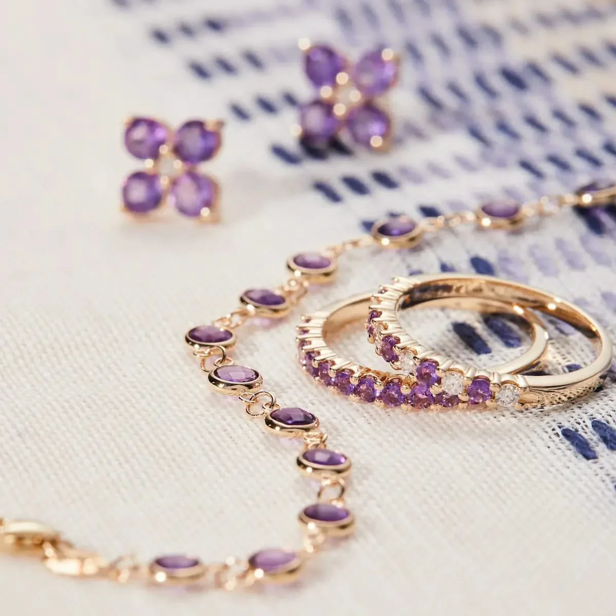 Newport Amethyst Bracelet in 14k Gold (February) - Image 12