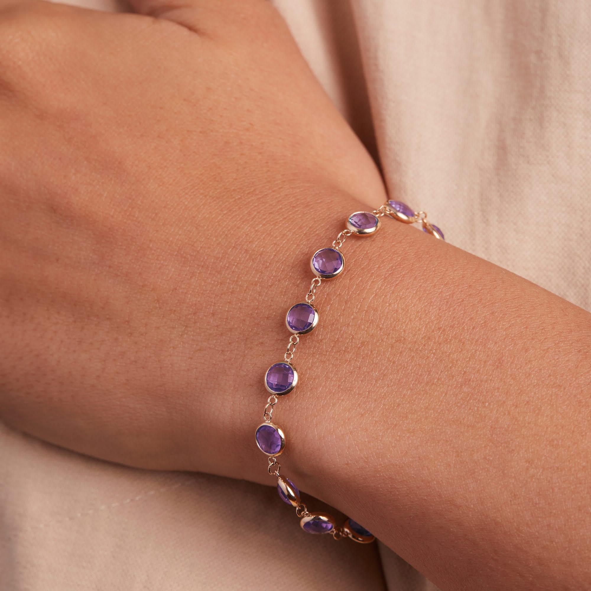 Newport Grand Amethyst Bracelet in 14k Gold (February) - Image 3