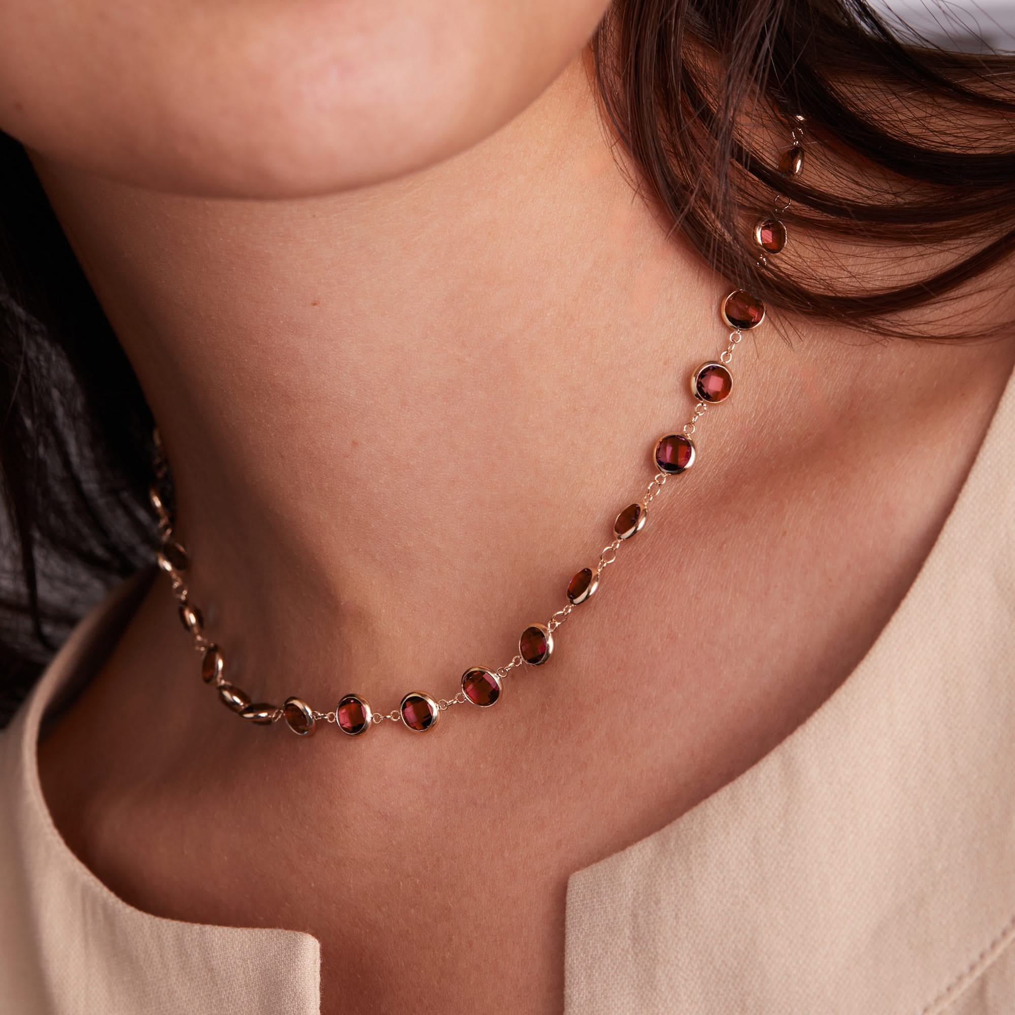 Newport Grand Garnet Necklace in 14k Gold (January) - Image 3
