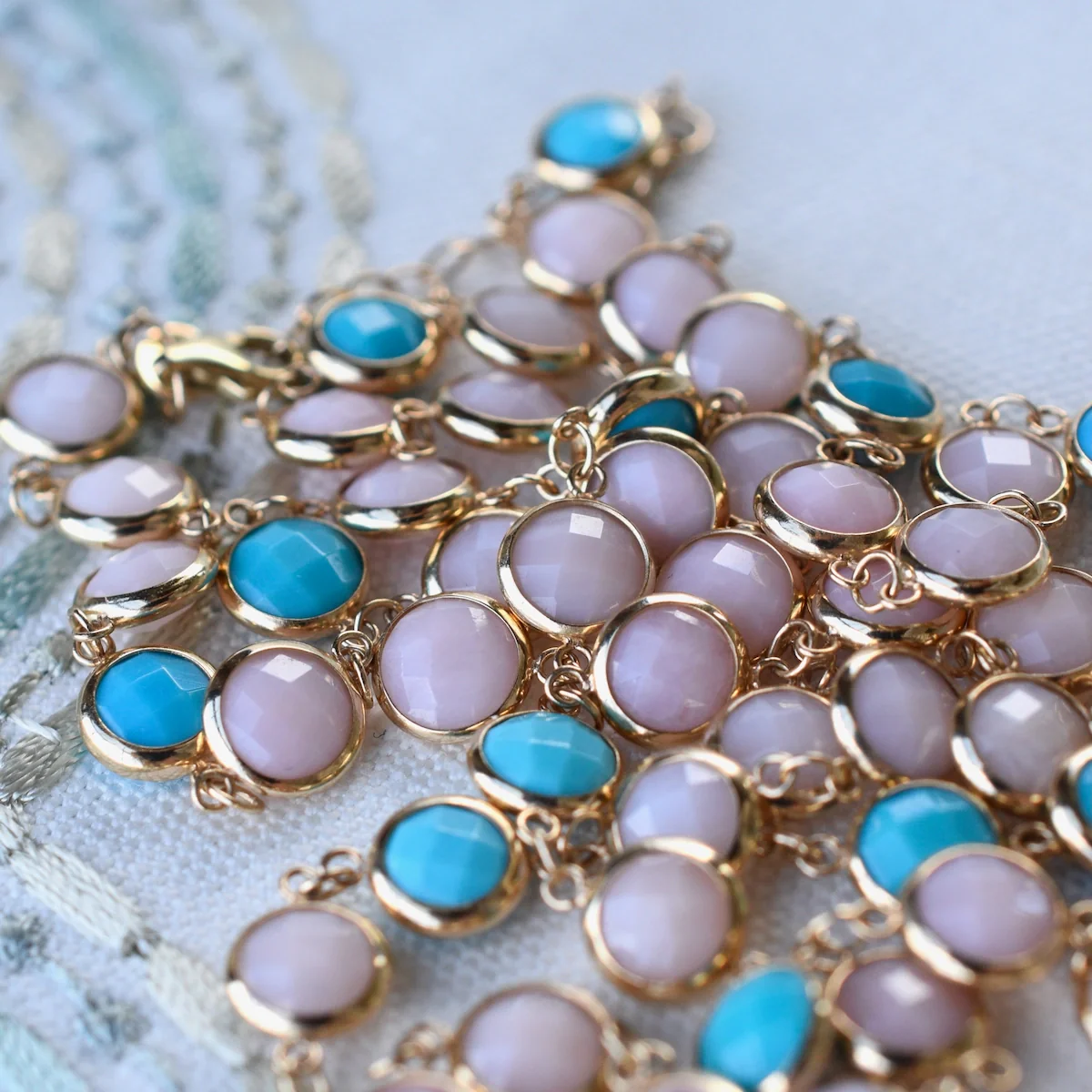 Newport Grand Palm Beach Necklace in 14k Gold - Image 8