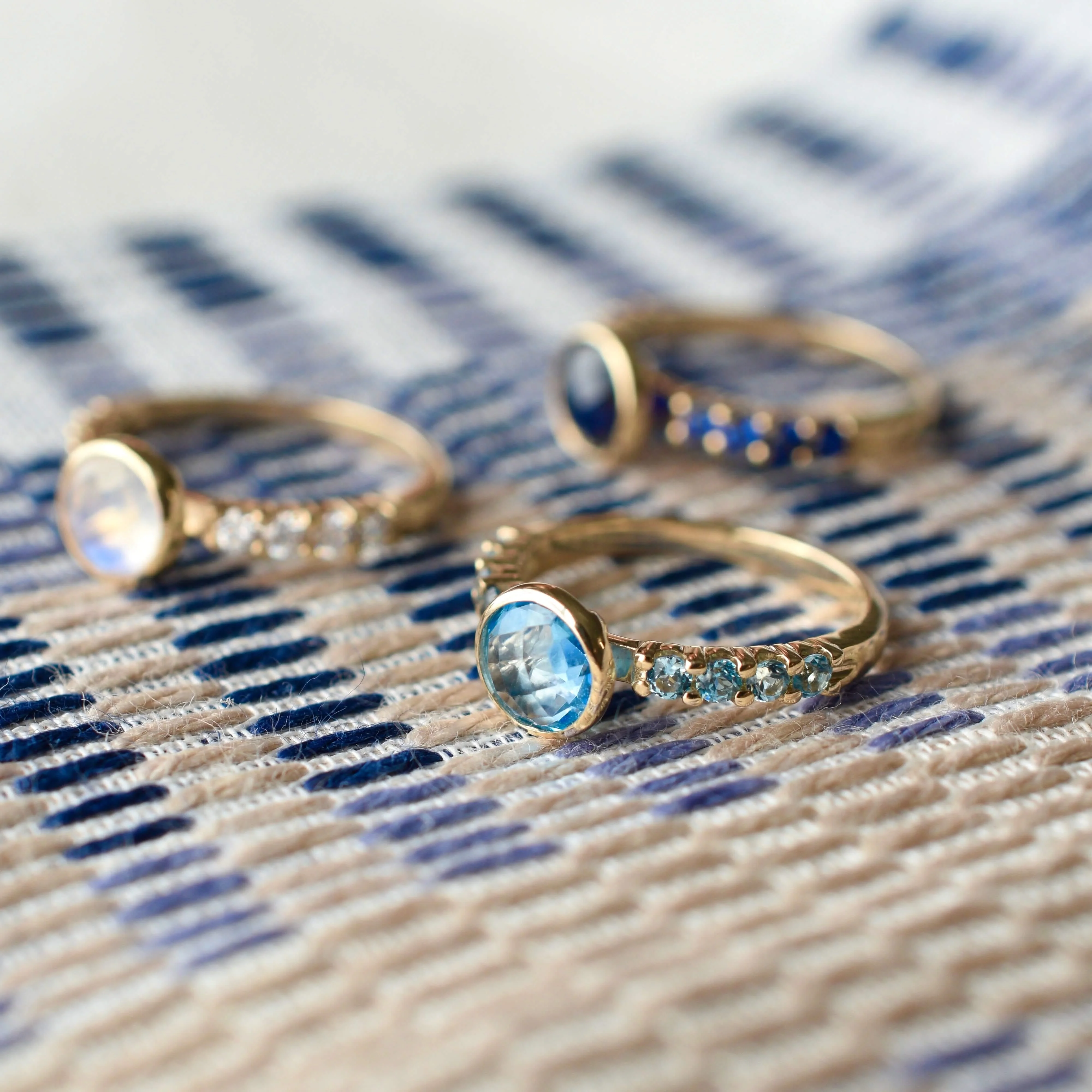 Rosecliff Grand Ring in 14k Gold - Image 8