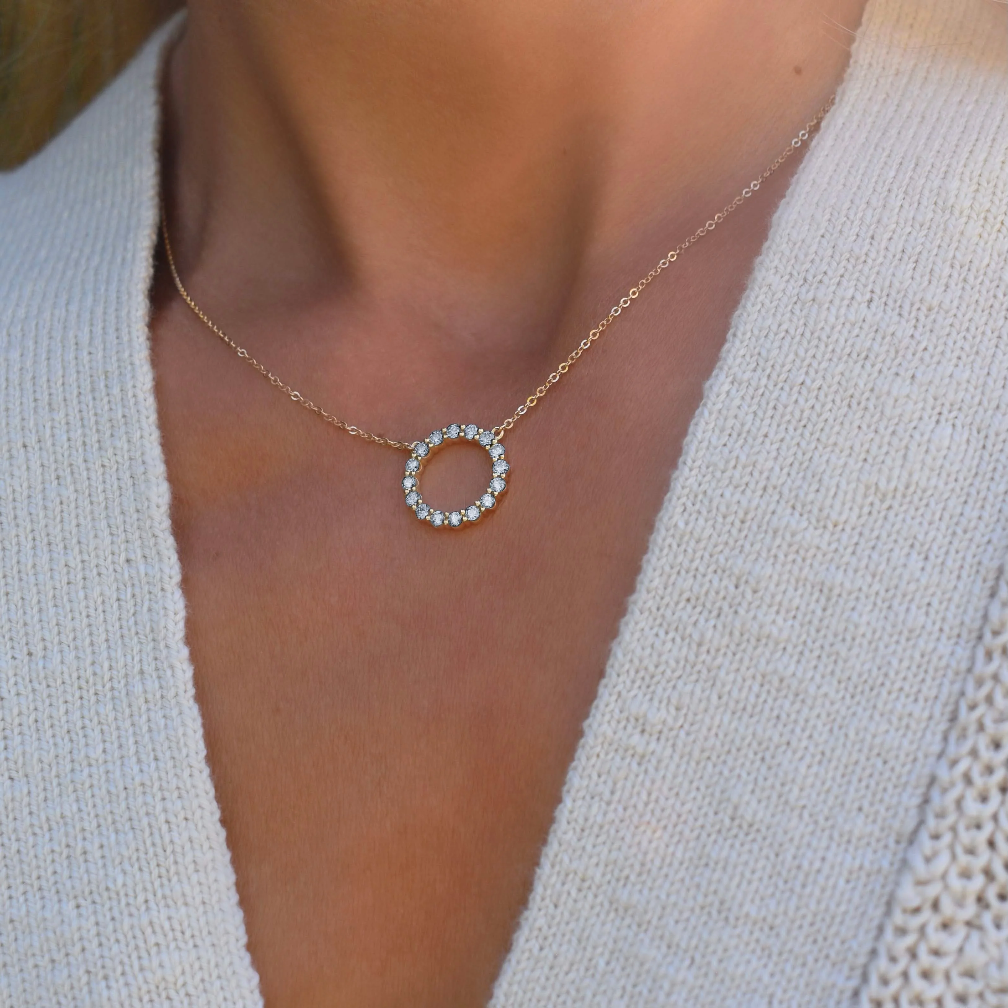 Rosecliff Circle Aquamarine Necklace in 14k Gold (March) - Image 10