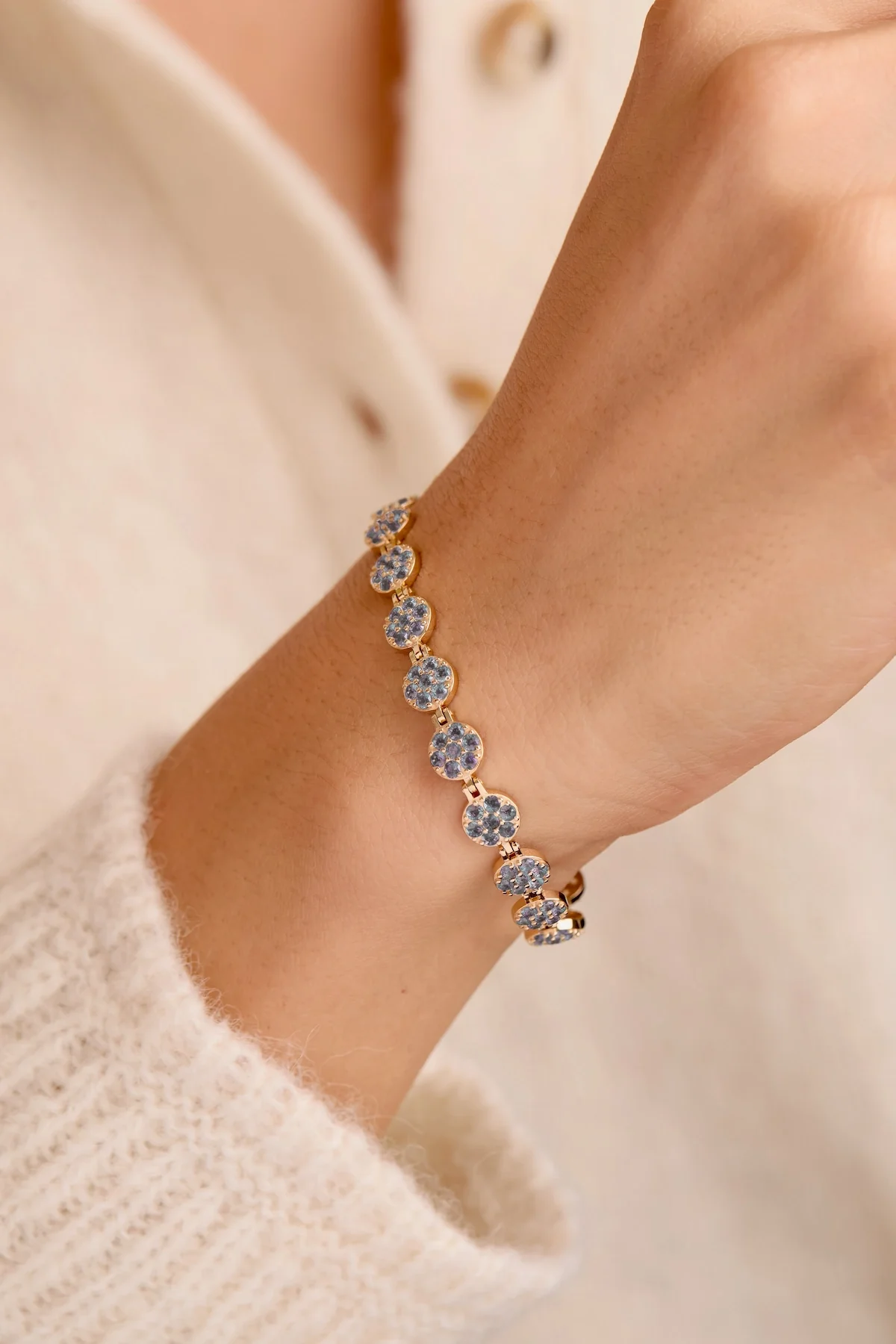Rosecliff Tennis Alexandrite Bracelet in 14k Gold (June) - Image 3