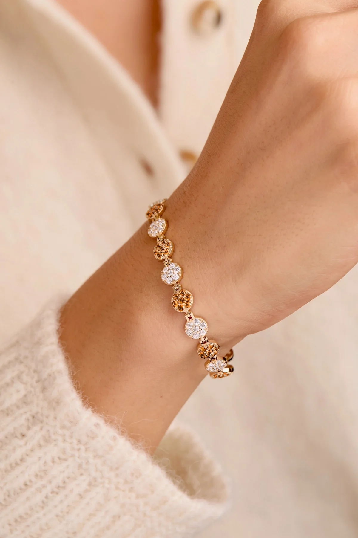 Rosecliff Tennis Diamond & Citrine Bracelet in 14k Gold (November) - Image 3