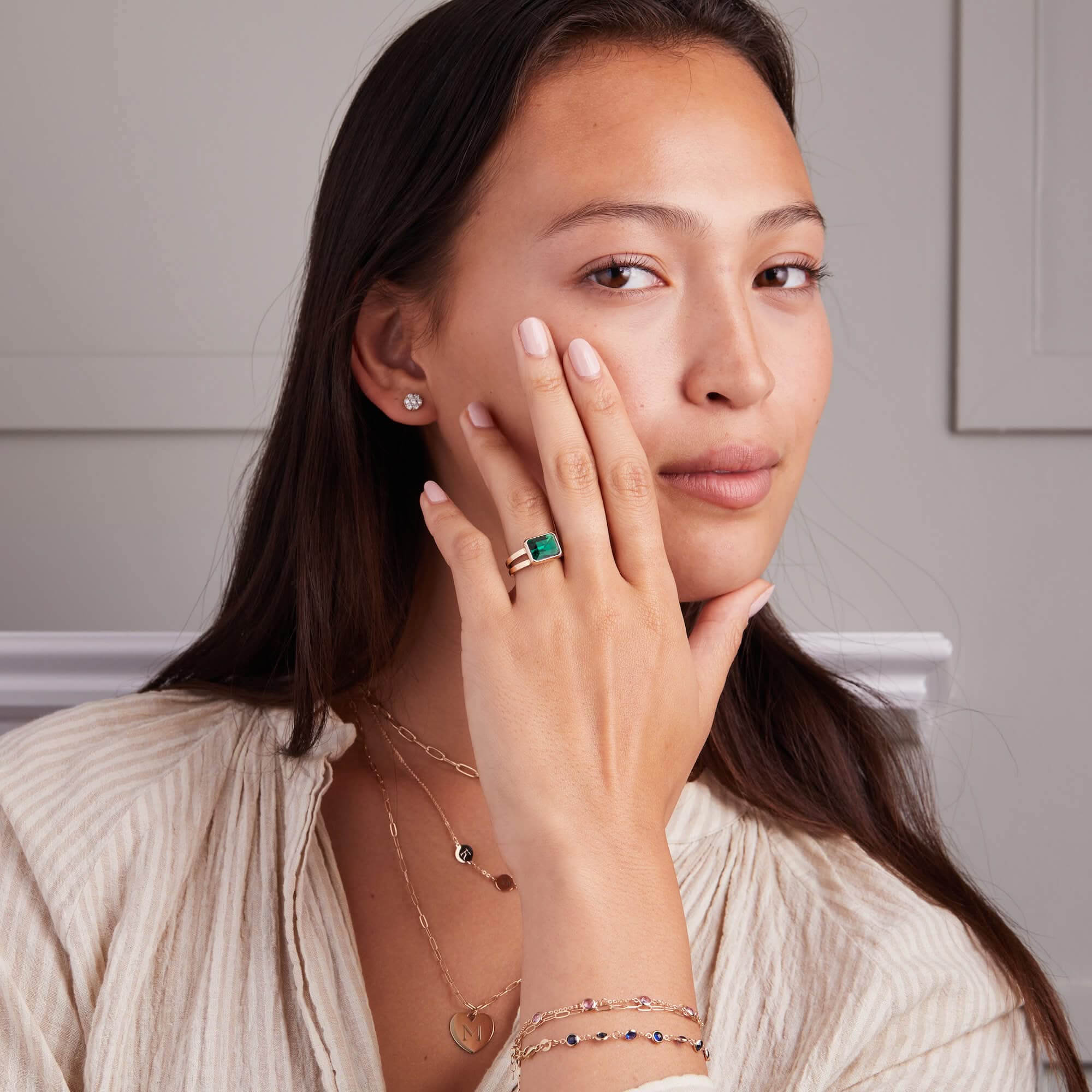 Warren Horizontal Emerald Ring in 14k Gold (May) - Image 2