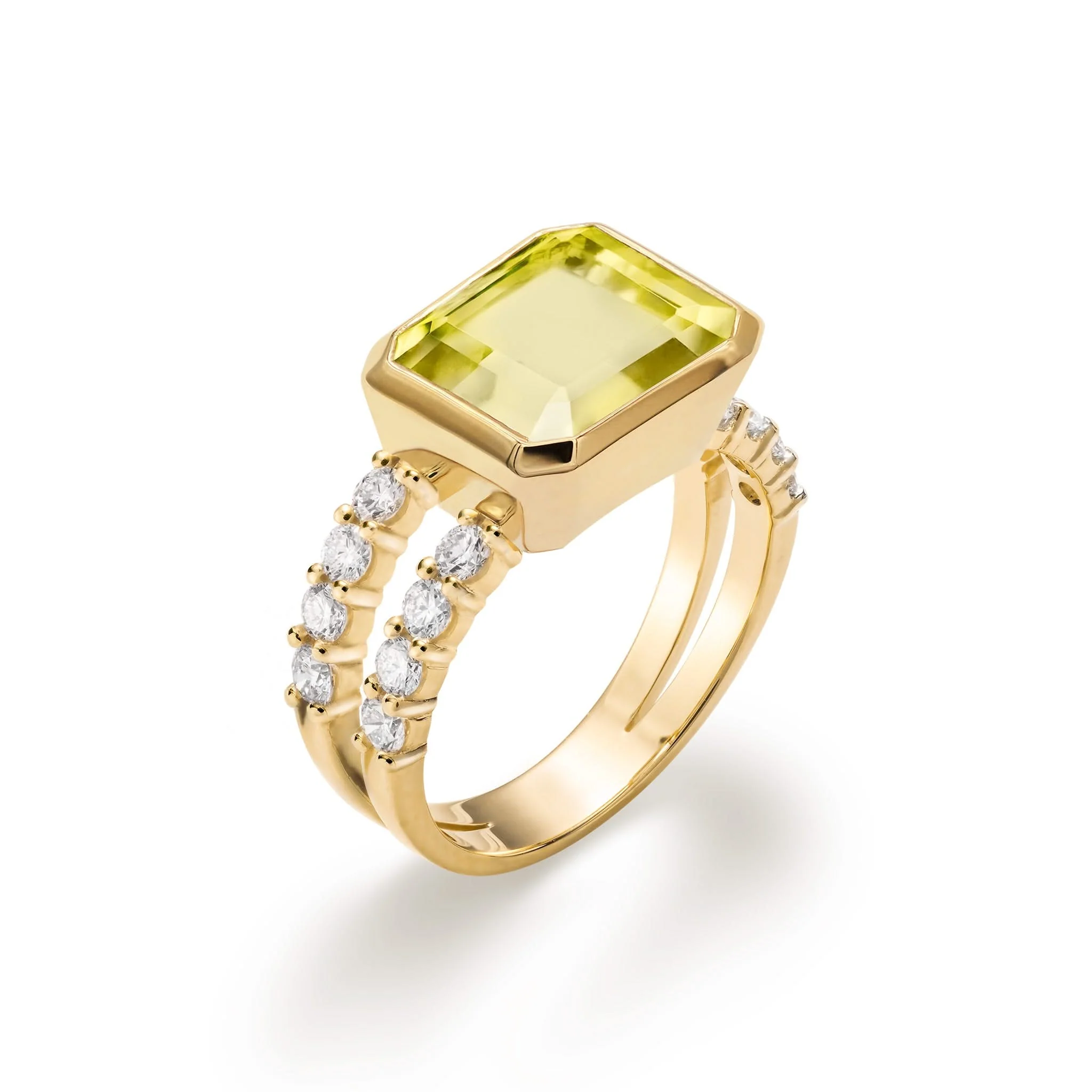 Warren Horizontal Lemon Verbena Quartz Ring with Diamonds in 14k Gold (August) - Image 4