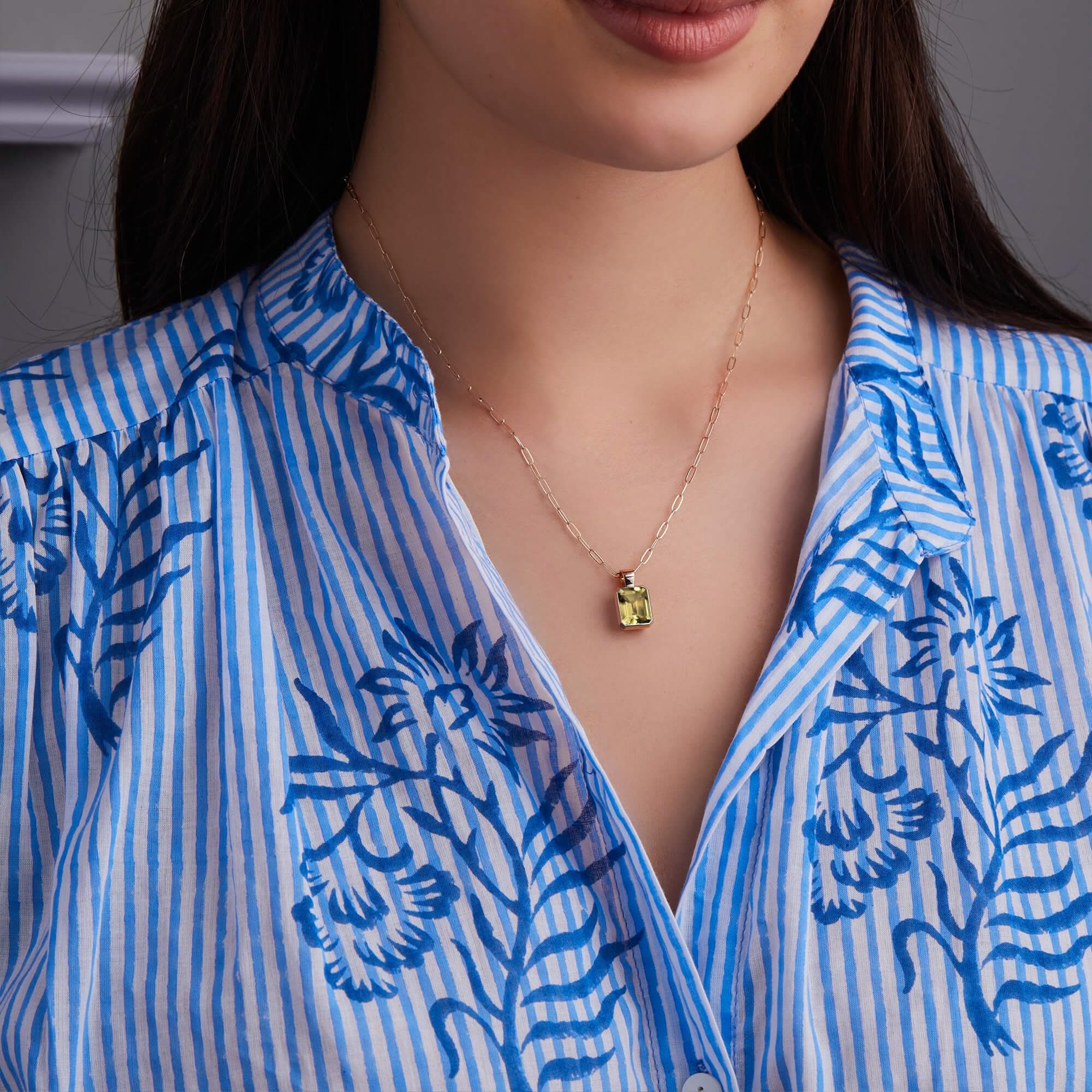 Warren Lemon Verbena Quartz Pendant in 14k Gold (August) - Image 2